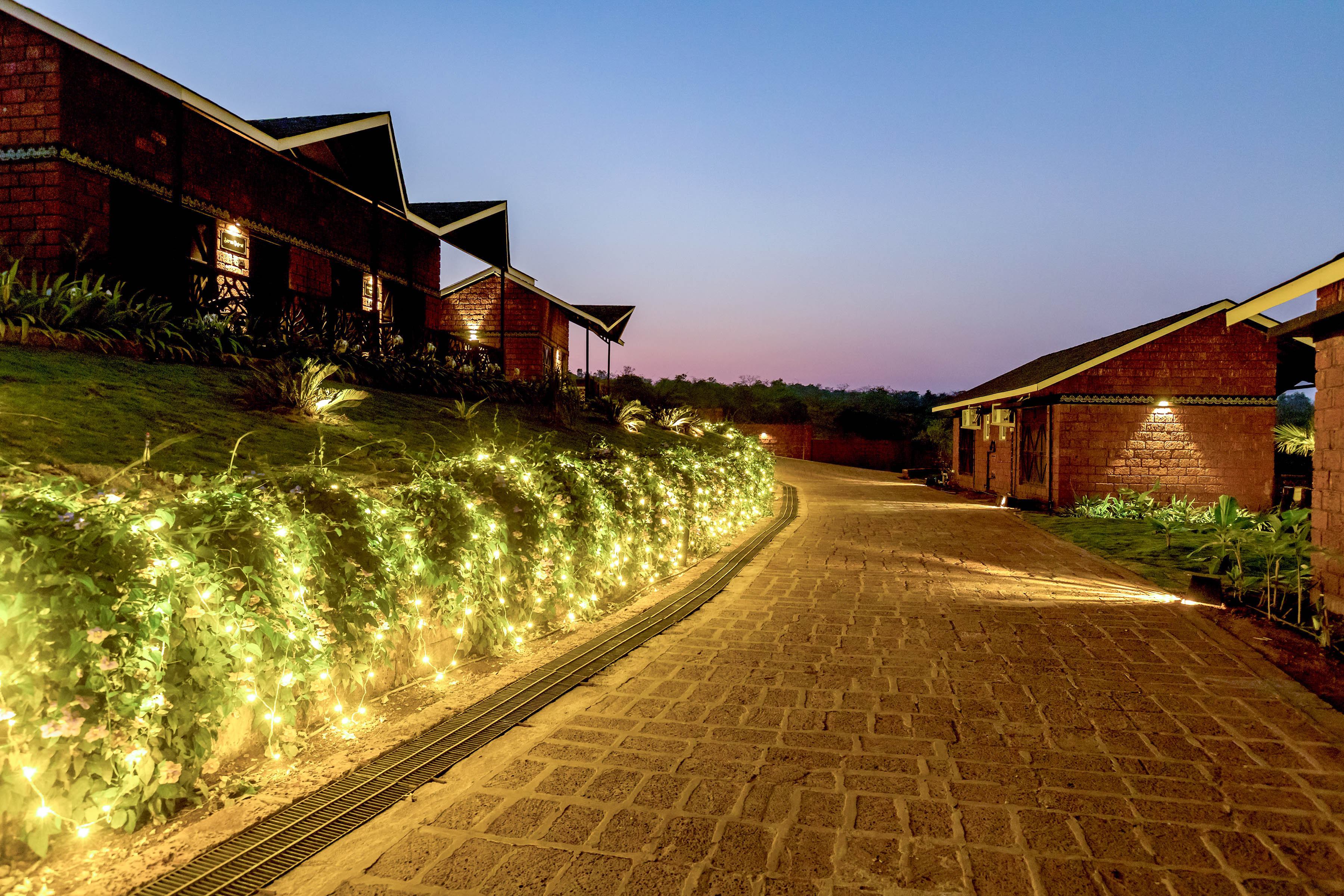 Property — MG 9843Exterior Pictures