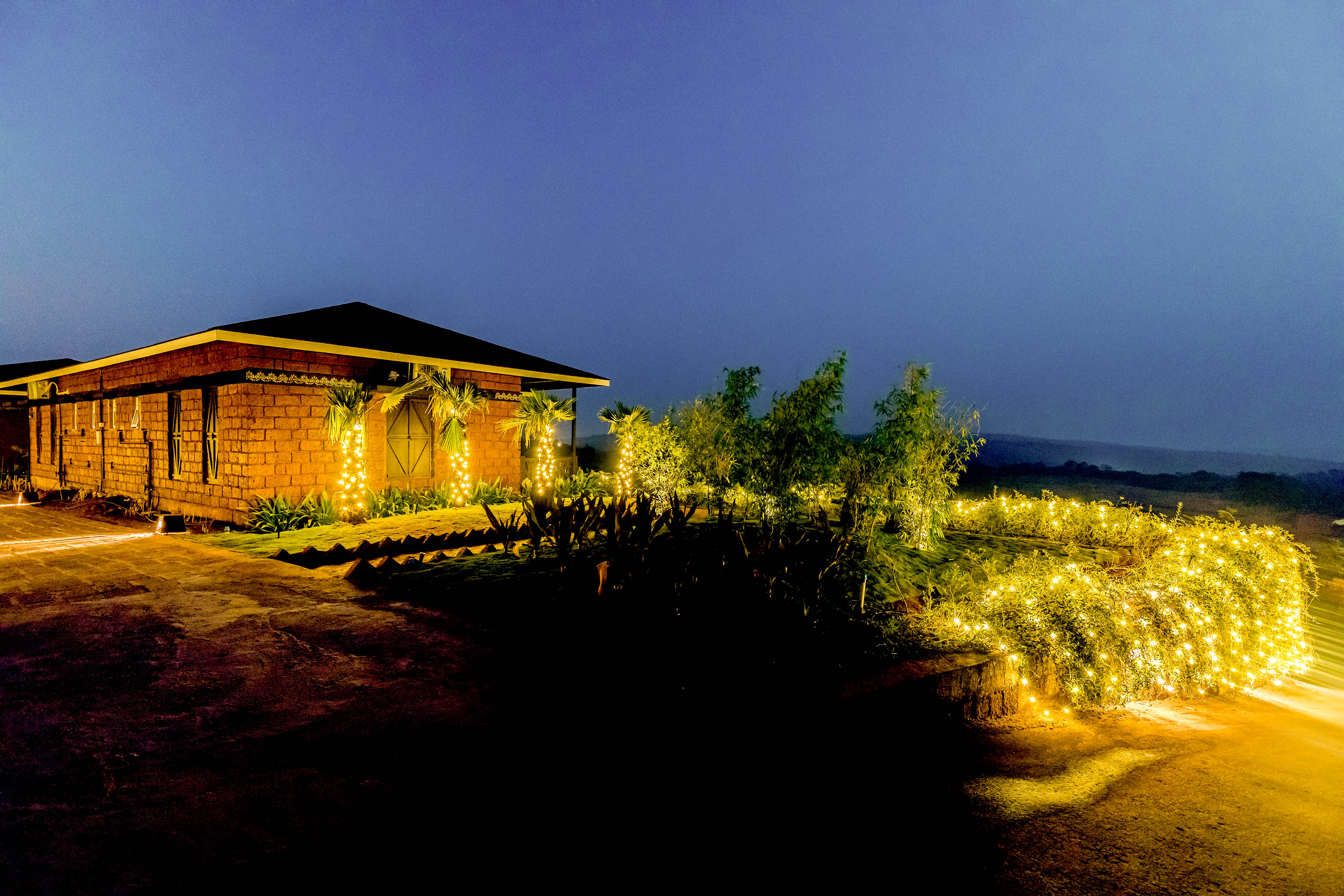 Property — MG 9849Exterior Pictures